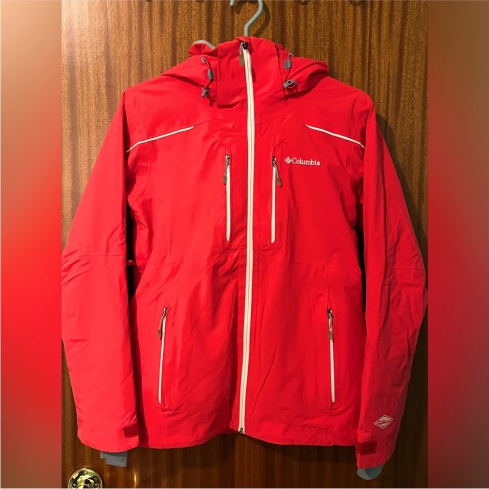 Columbia Vibrant Red Outdoor Jacket